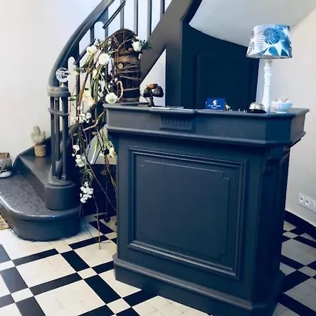 Hotel Le Logis D'augustin *