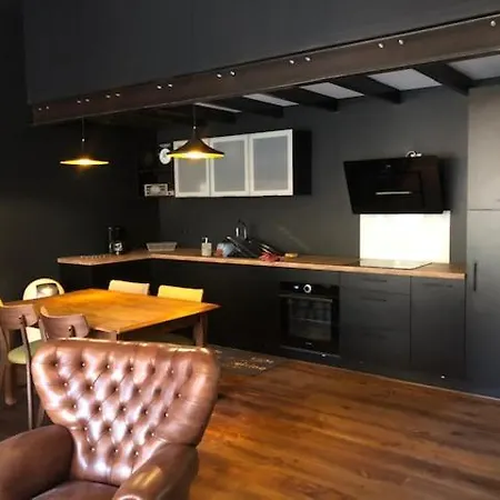 Le Logis D'augustin Hotel