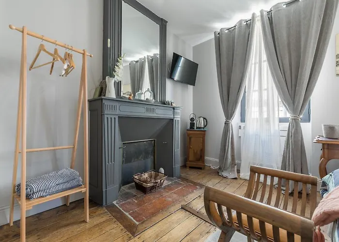 Le Logis D'augustin Mont de Marsan