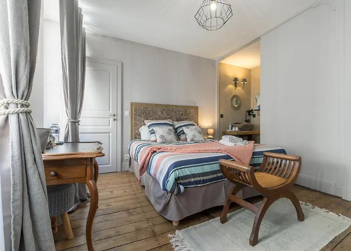 Le Logis D'augustin Hotel Mont de Marsan